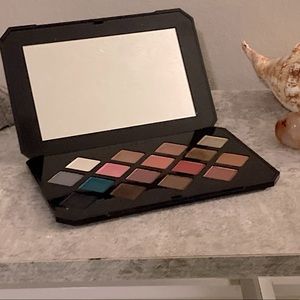 Fenty Beauty Moroccan Spice Eyeshadow palette